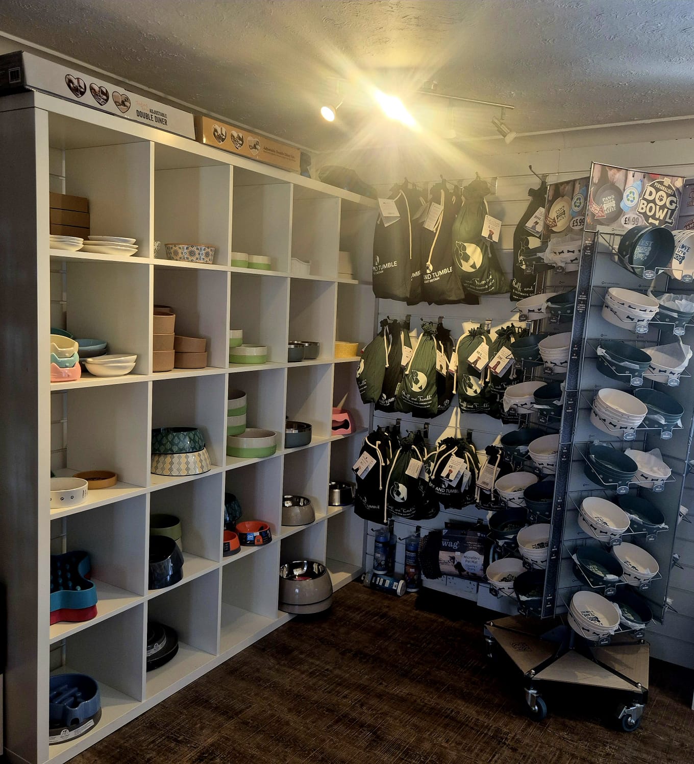 Amesbury Pets bowls and feeding accessories