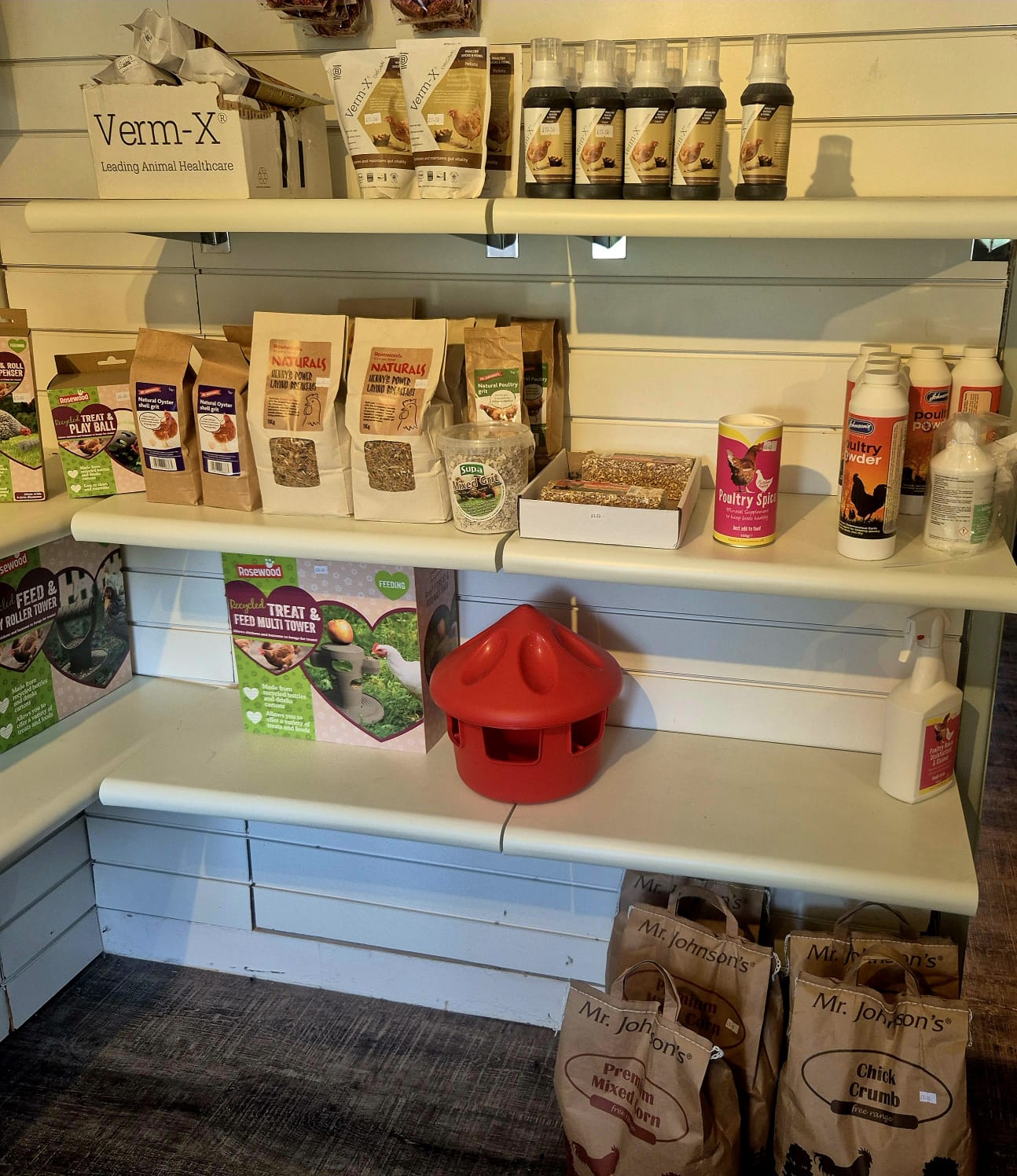 Amesbury Pets poultry products shelf